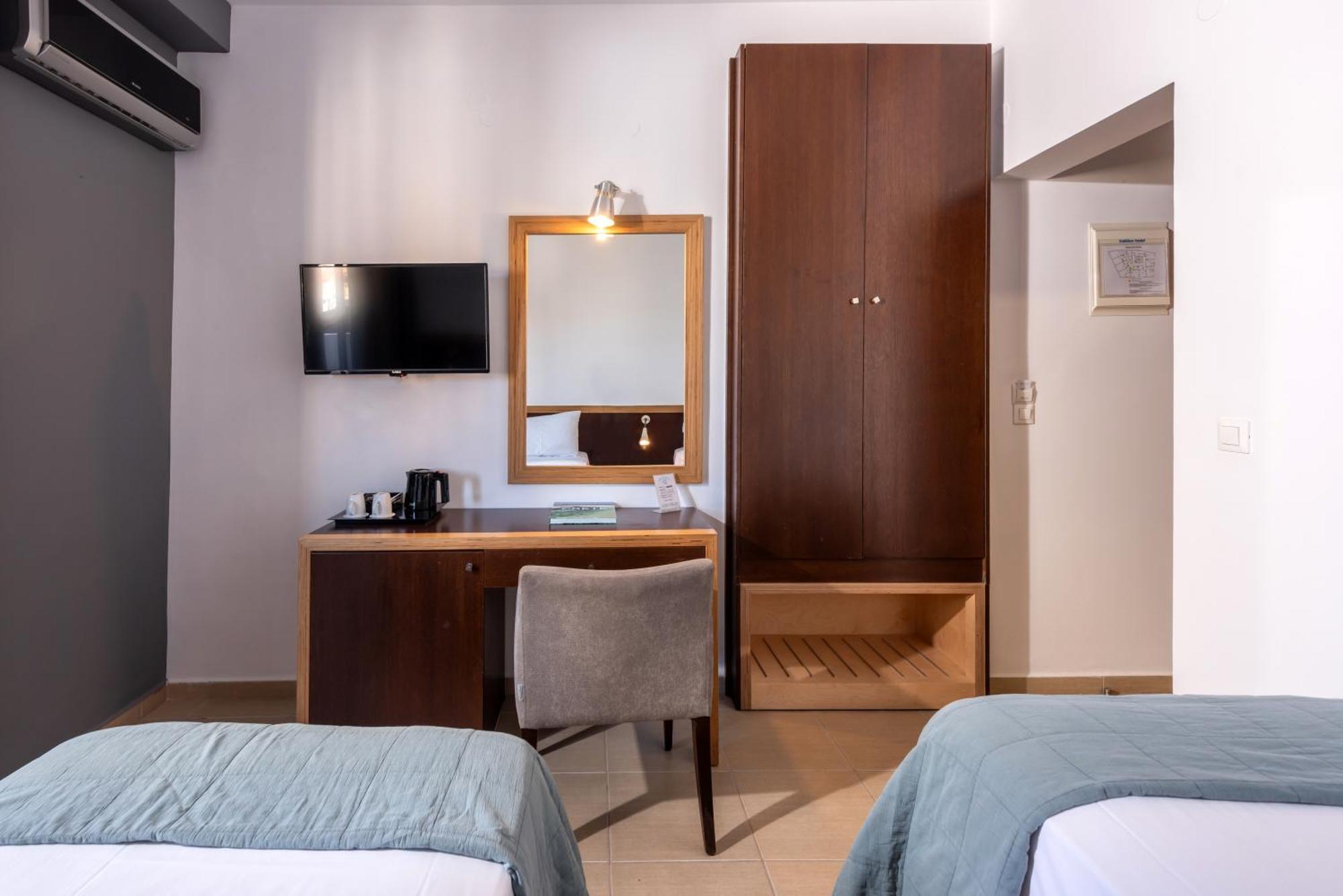 Iraklion Hotel מראה חיצוני תמונה