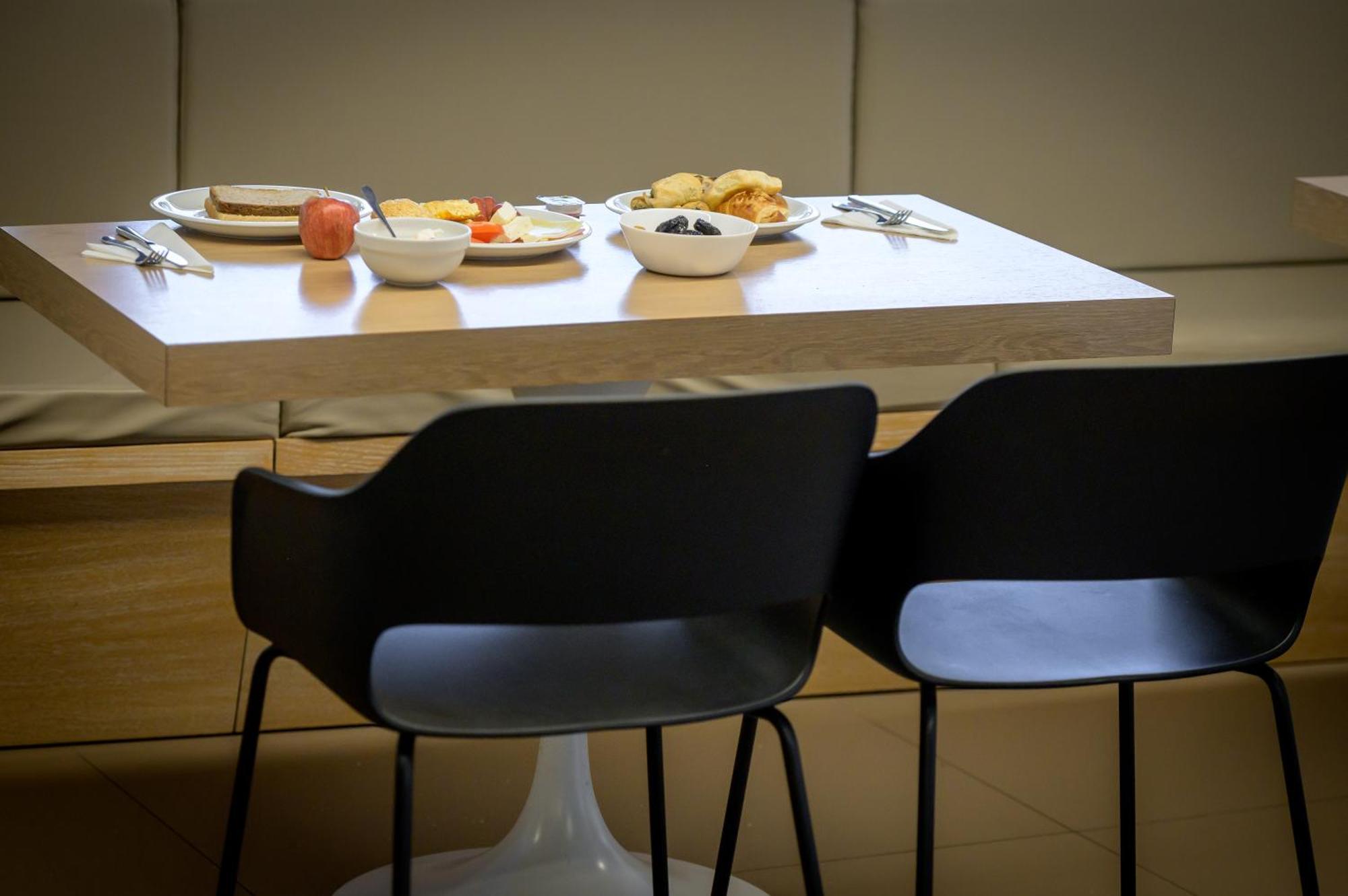Iraklion Hotel מראה חיצוני תמונה